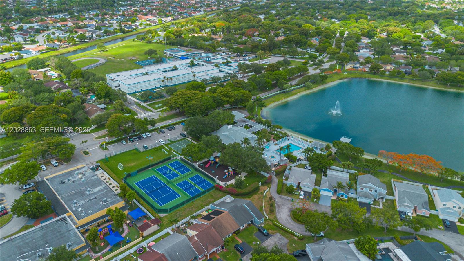 COUNTRY WALK SEC 6 - Residential