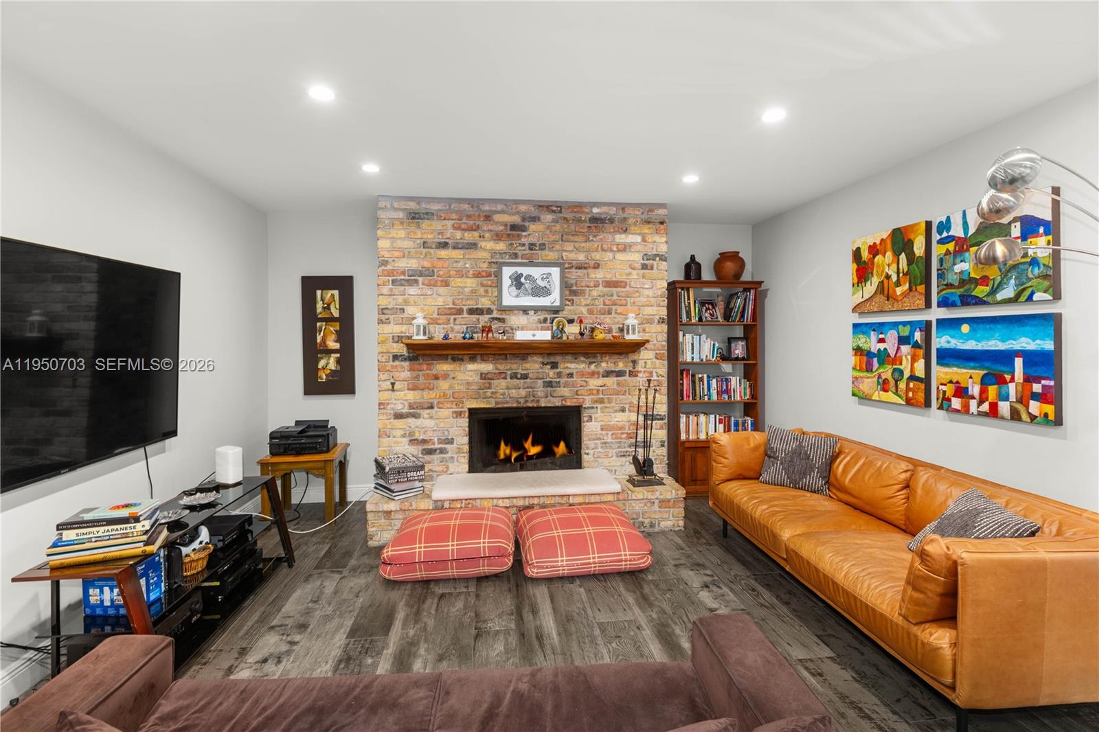 CORAL GABLES RIVIERA SEC - Residential