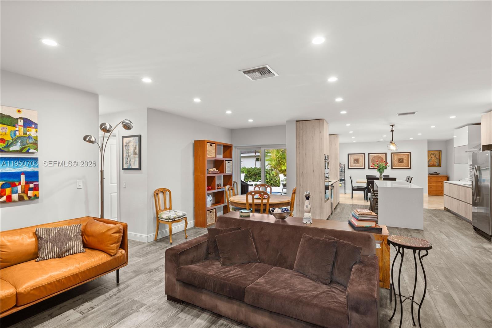 CORAL GABLES RIVIERA SEC - Residential