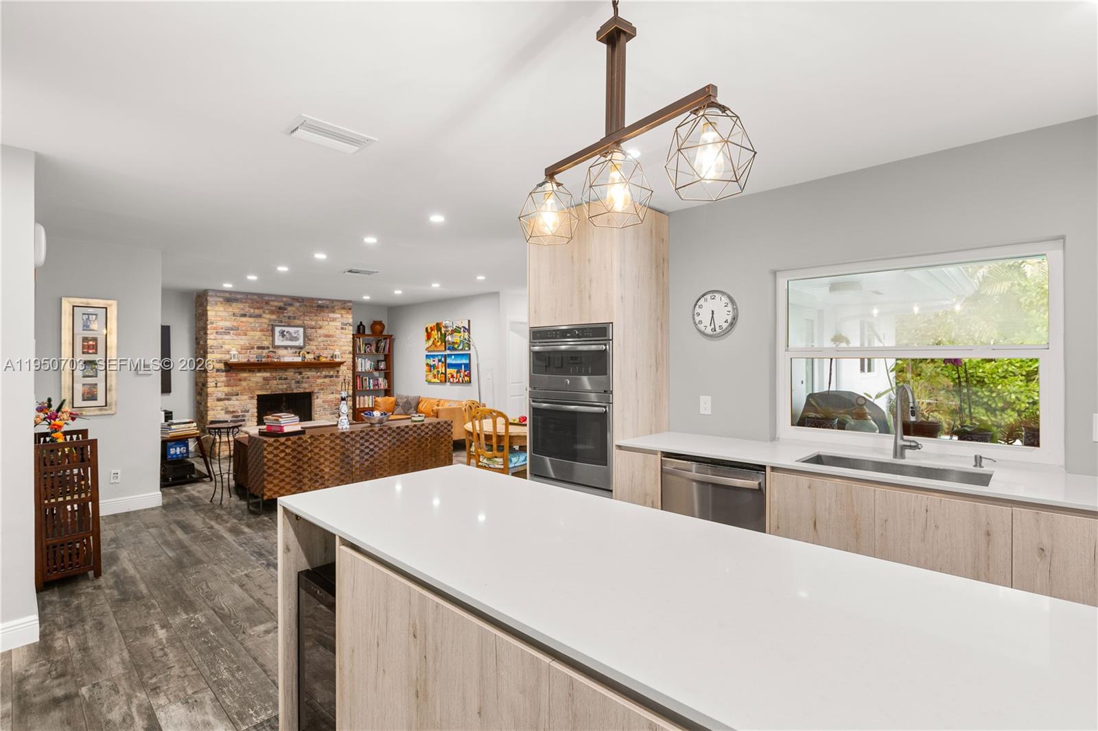 CORAL GABLES RIVIERA SEC - Residential