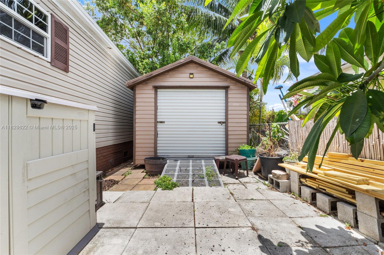 COCOWALK ESTATES - Residential