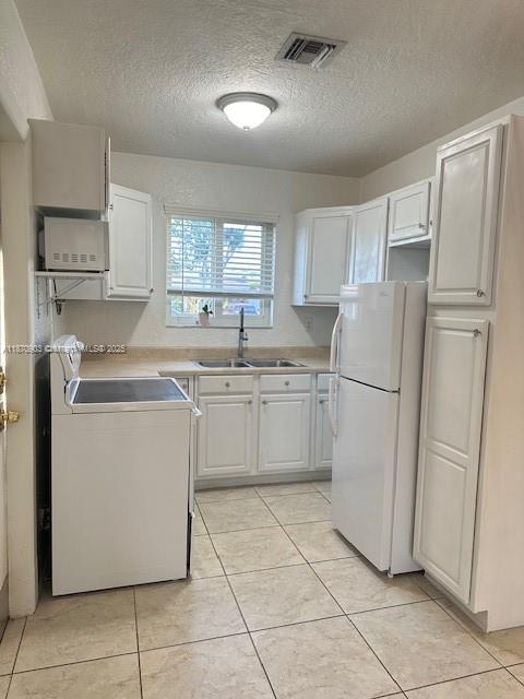 This lovely 2-bedroom, 1.5 bath home features an extra room that can be used for many purposes. The home has been freshly painted and updated with newer floors, windows, and roof. Huge fenced yard. Close to schools, shopping, dining, entertainment, and major highways.