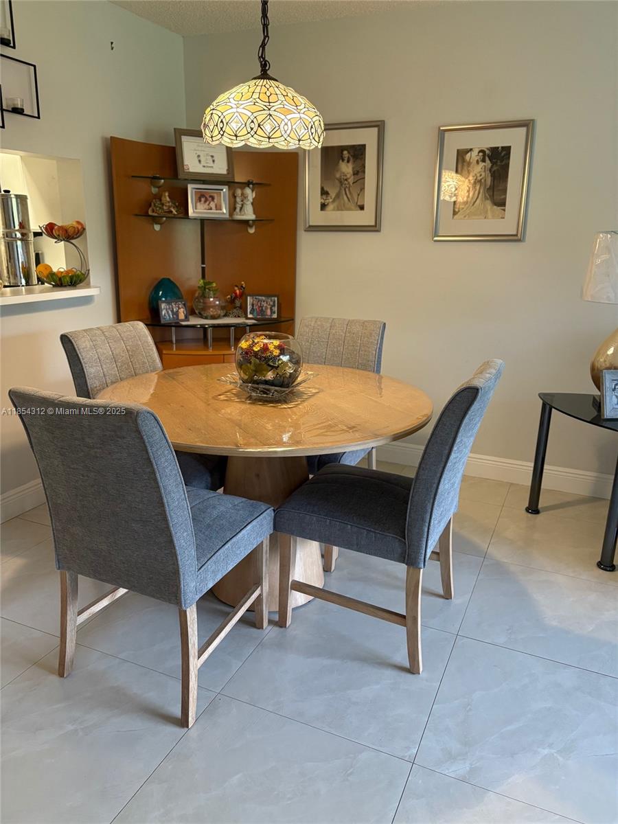 IVANHOE EAST AT CENTURY V - Residential