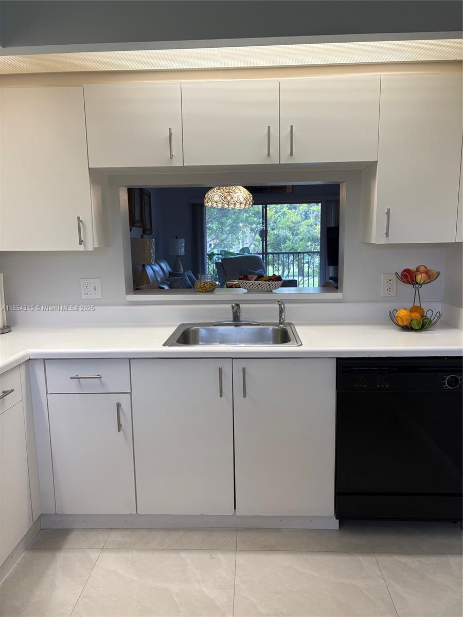 IVANHOE EAST AT CENTURY V - Residential