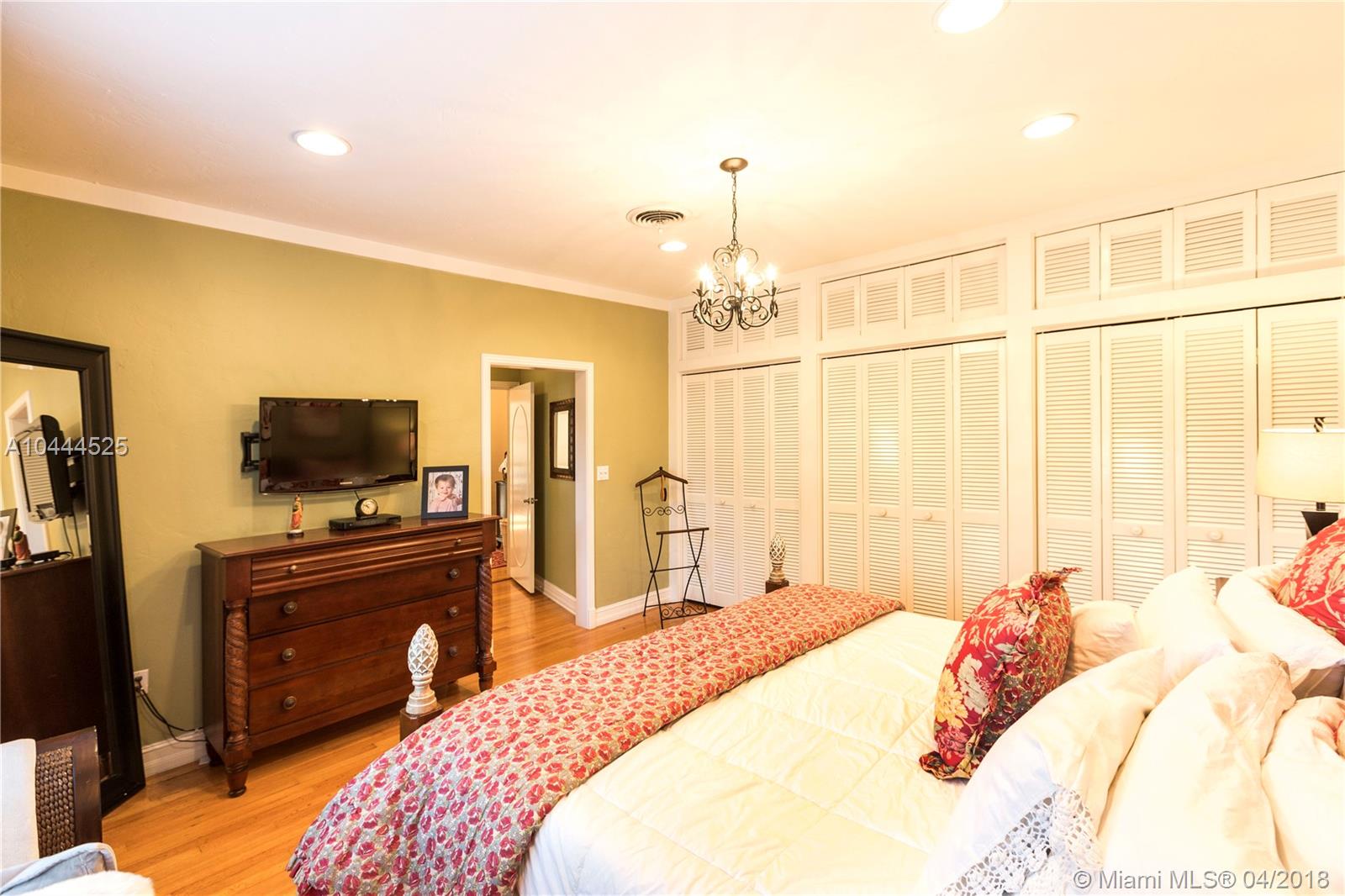 CORAL GABLES COUNTRY CLUB - Residential