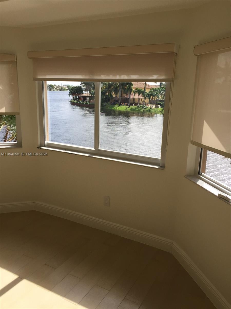 DORAL ISLES MARTINIQUE - Residential