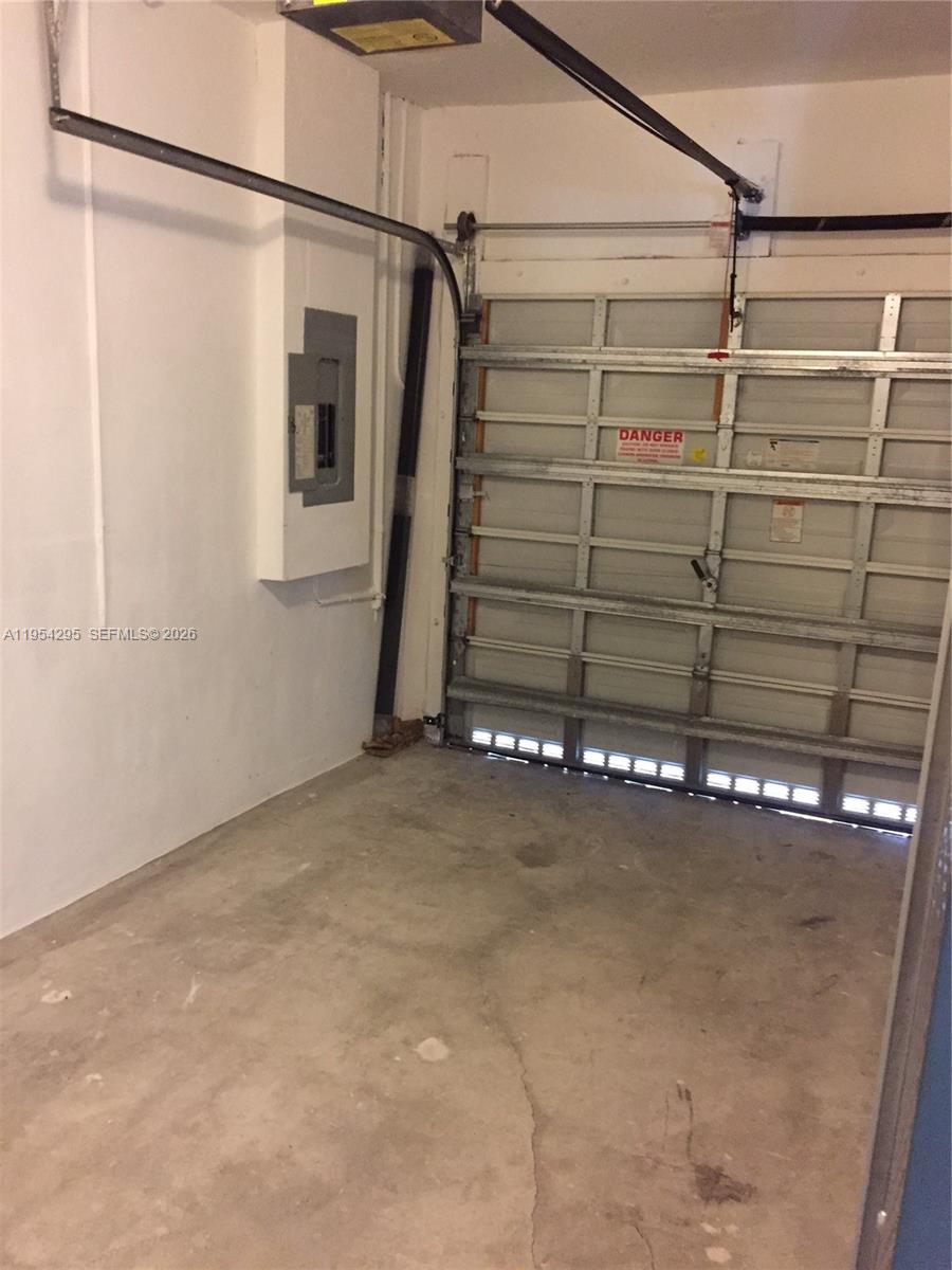 DORAL ISLES MARTINIQUE - Residential