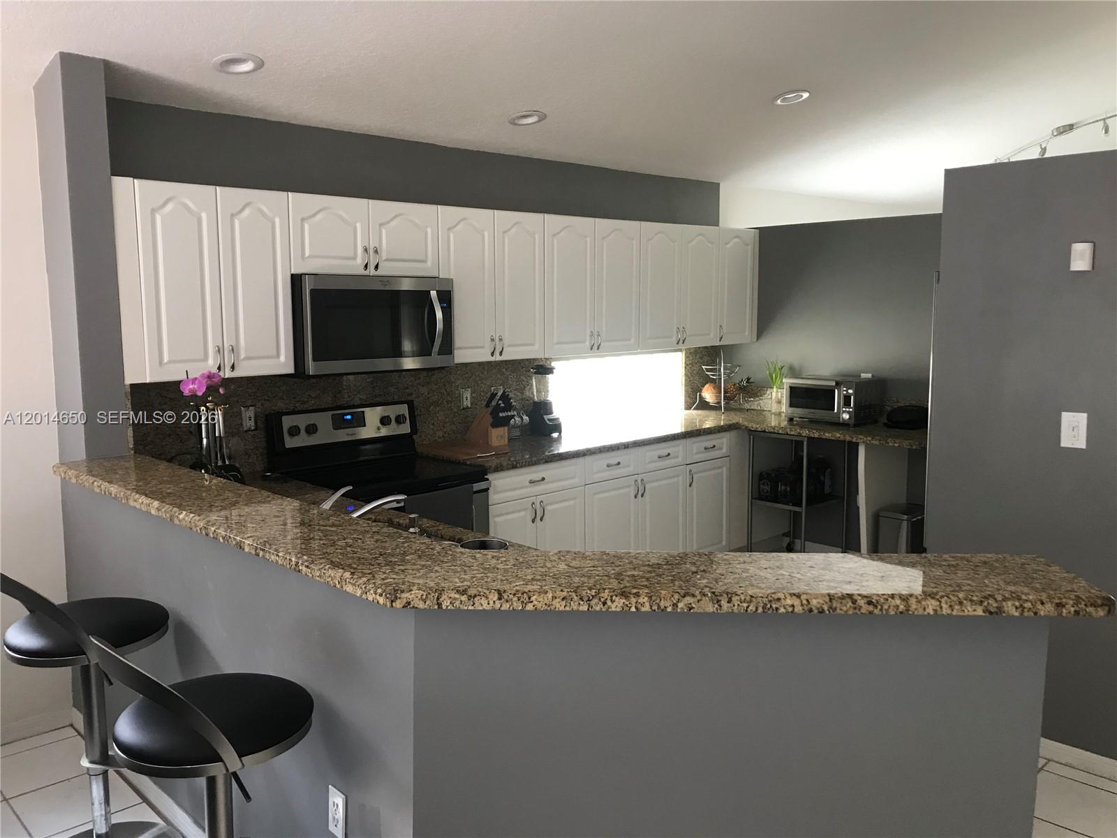 FOREST LAKES ESTATES SEC - Residential
