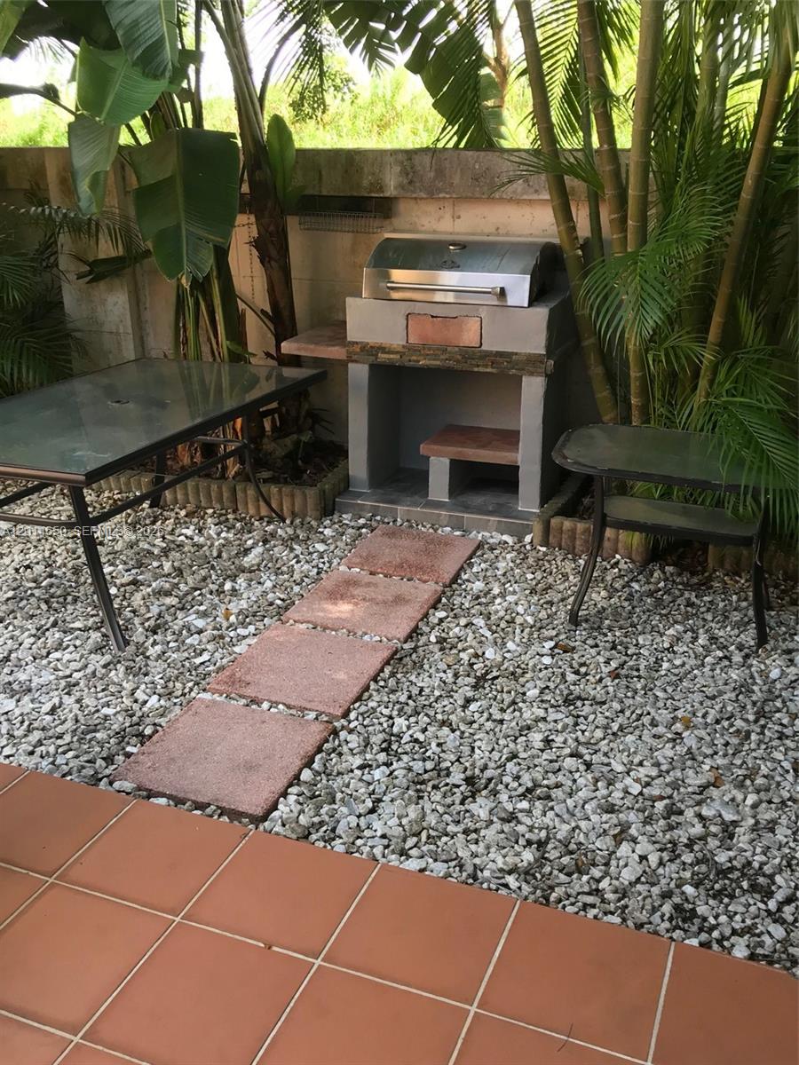 FOREST LAKES ESTATES SEC - Residential