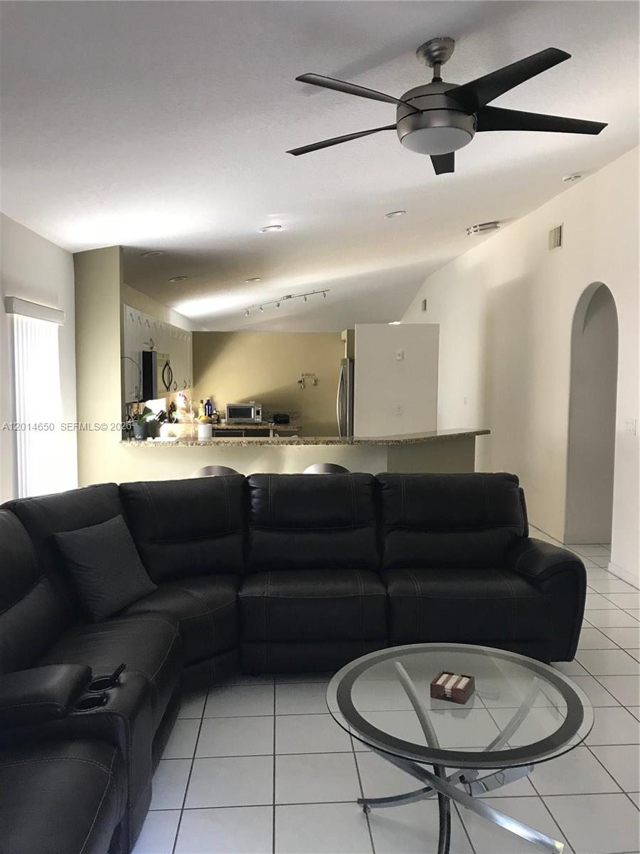FOREST LAKES ESTATES SEC - Residential