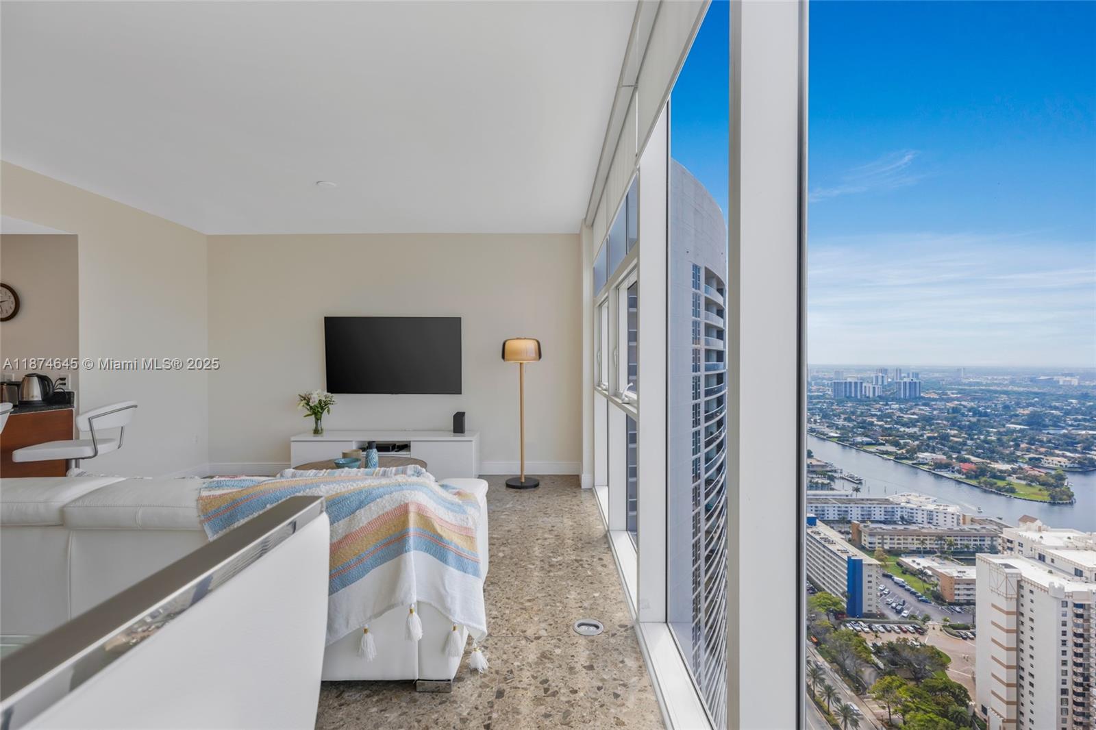 BEACH CLUB TWO CONDO - Residential Lease