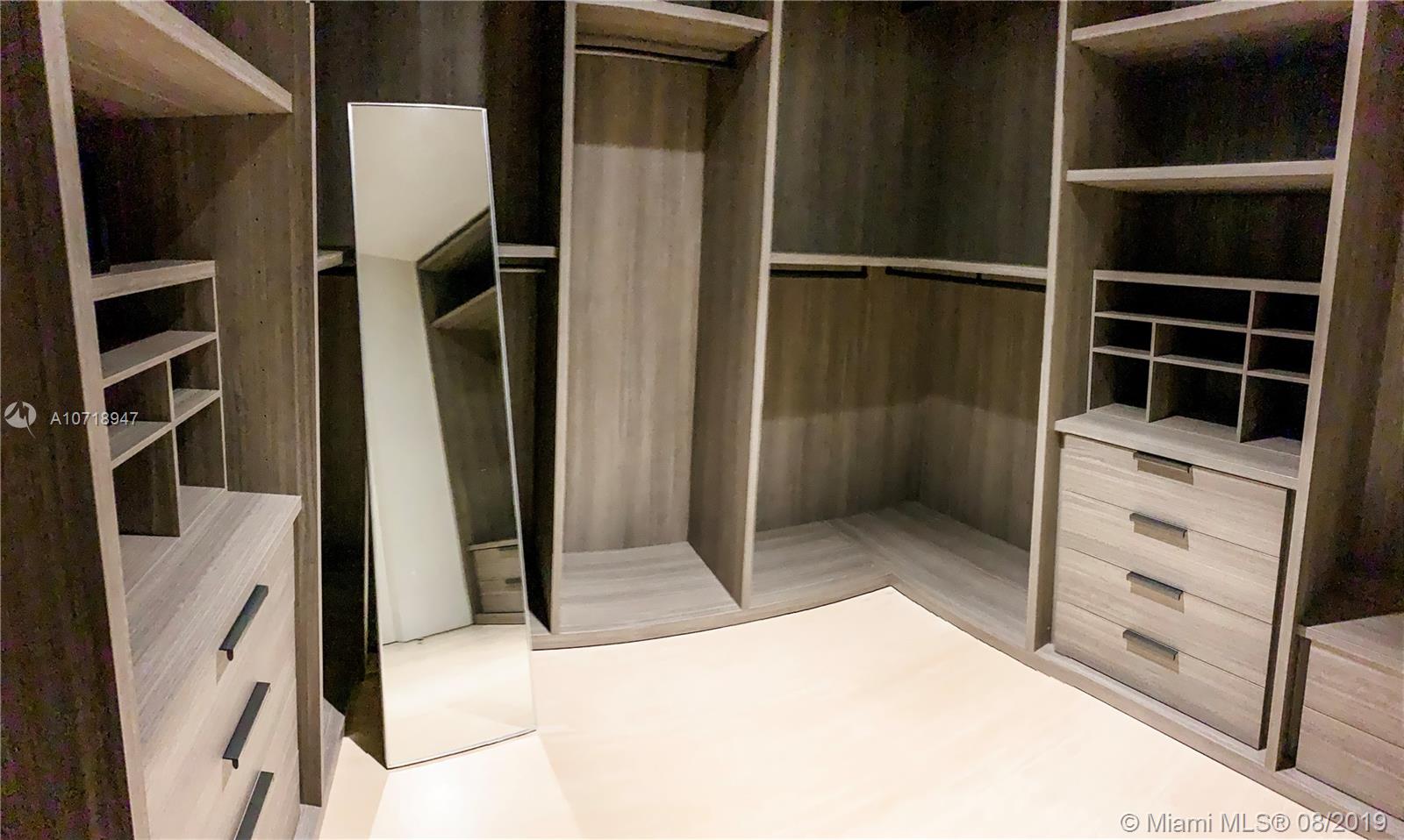 SURF CLUB CONDO - Residential