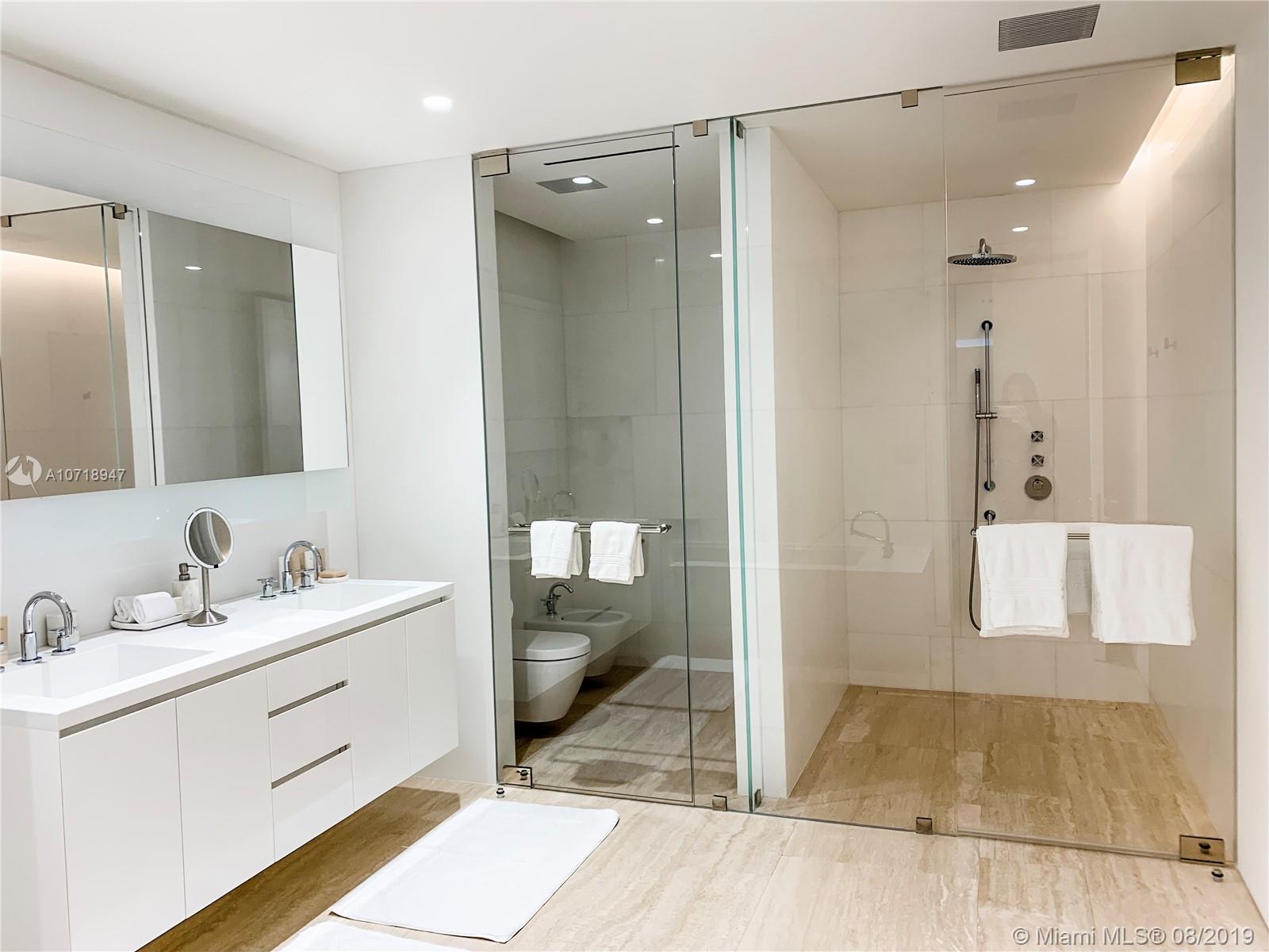 SURF CLUB CONDO - Residential