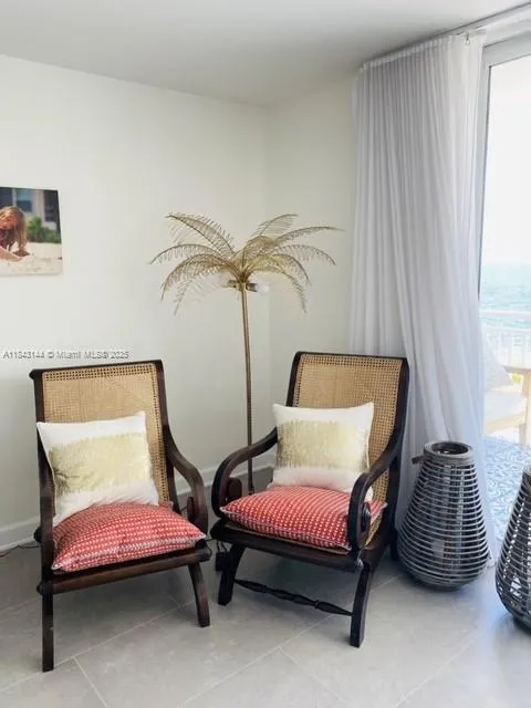 Key Biscayne, Florida 33149, United States, 2 Bedrooms Bedrooms, ,2 BathroomsBathrooms,Residential,Active,174034