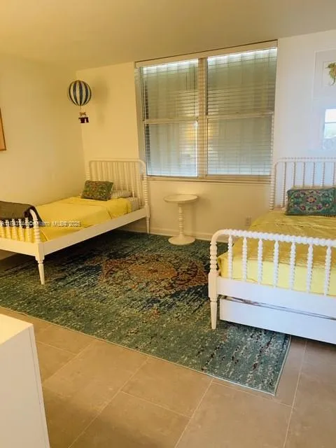 Key Biscayne, Florida 33149, United States, 2 Bedrooms Bedrooms, ,2 BathroomsBathrooms,Residential,Active,174034