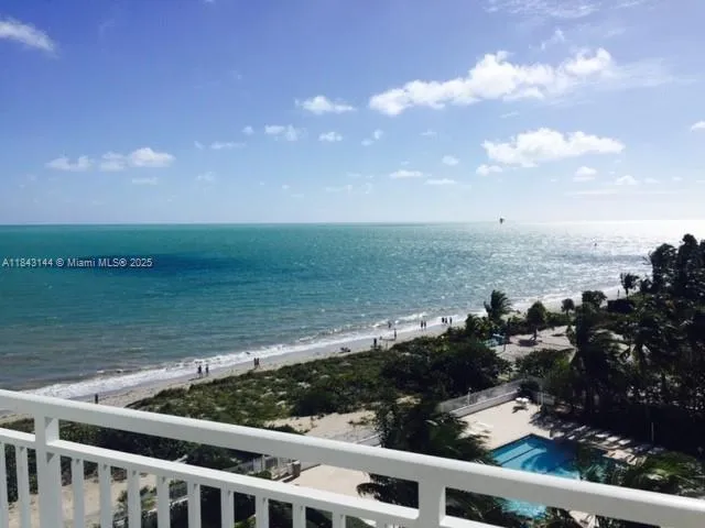 Key Biscayne, Florida 33149, United States, 2 Bedrooms Bedrooms, ,2 BathroomsBathrooms,Residential,Active,174034