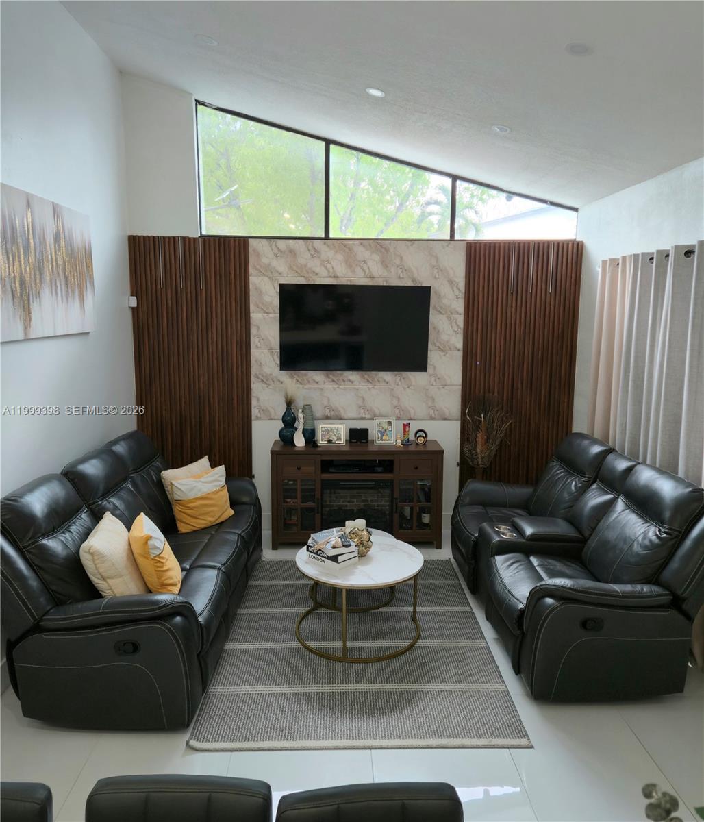 KINGS GARDENS SEC THREE - Residential