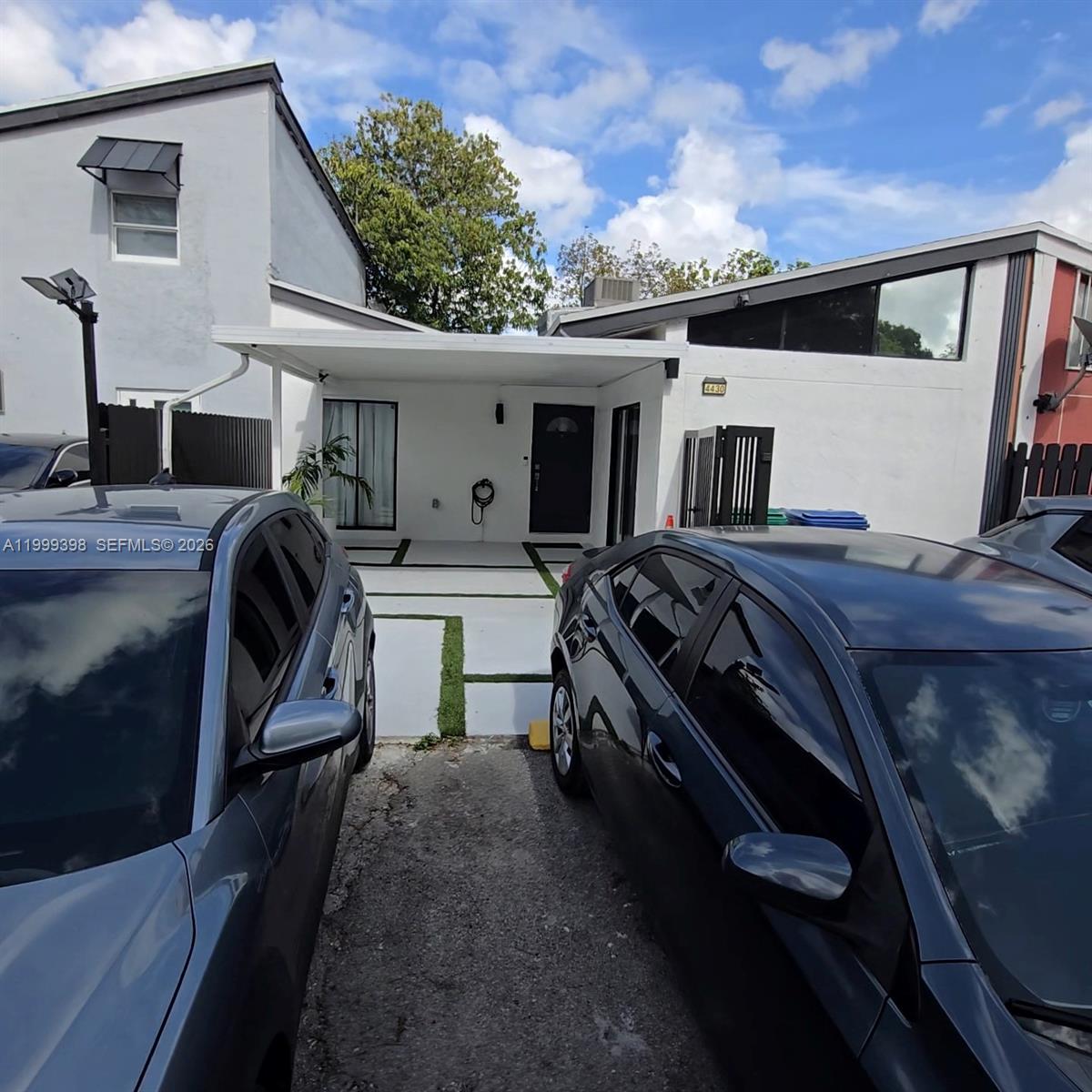 KINGS GARDENS SEC THREE - Residential