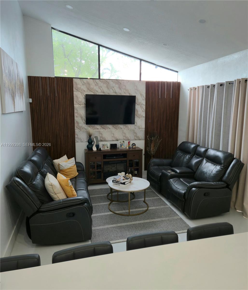 KINGS GARDENS SEC THREE - Residential