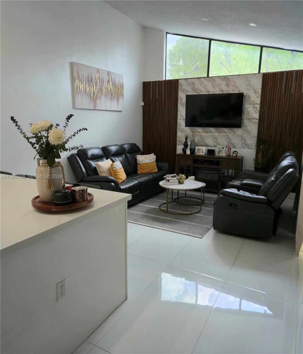 KINGS GARDENS SEC THREE - Residential