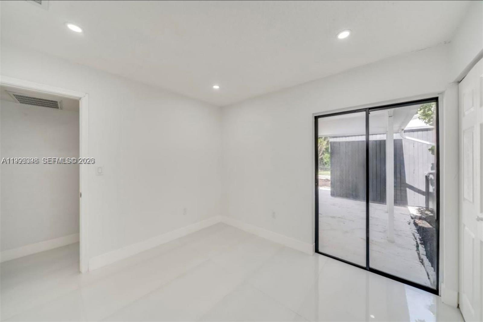 KINGS GARDENS SEC THREE - Residential