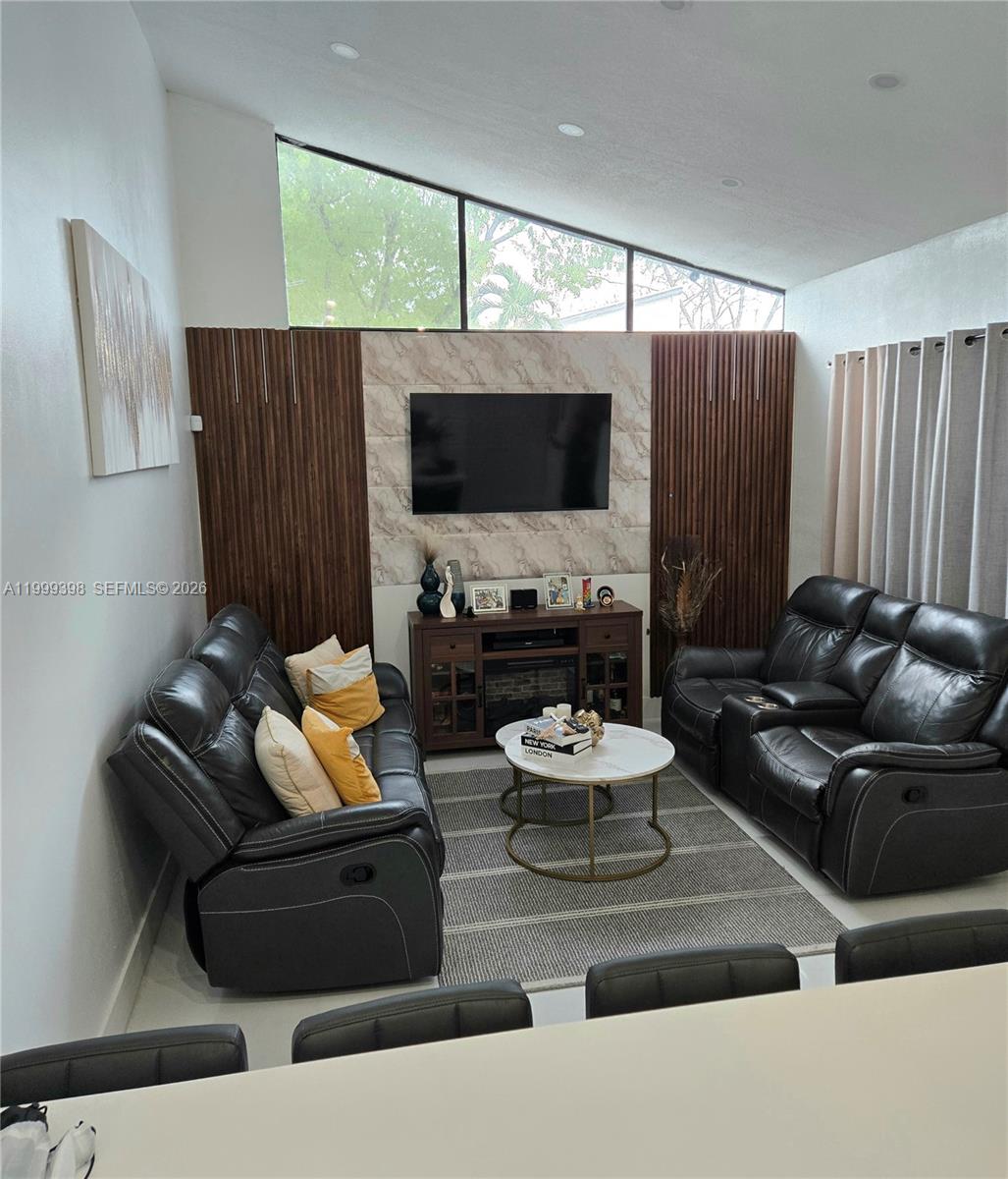 KINGS GARDENS SEC THREE - Residential