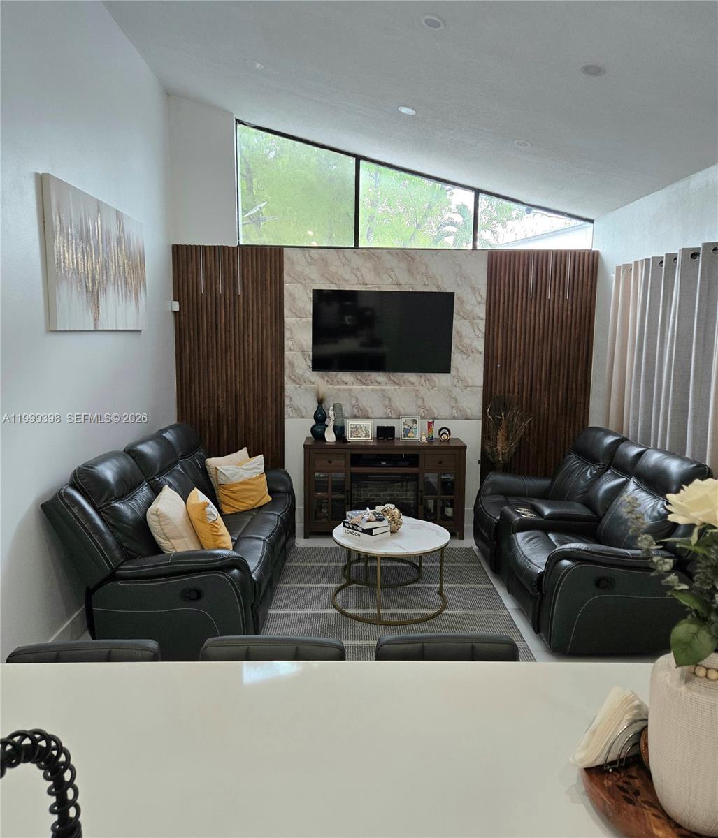 KINGS GARDENS SEC THREE - Residential