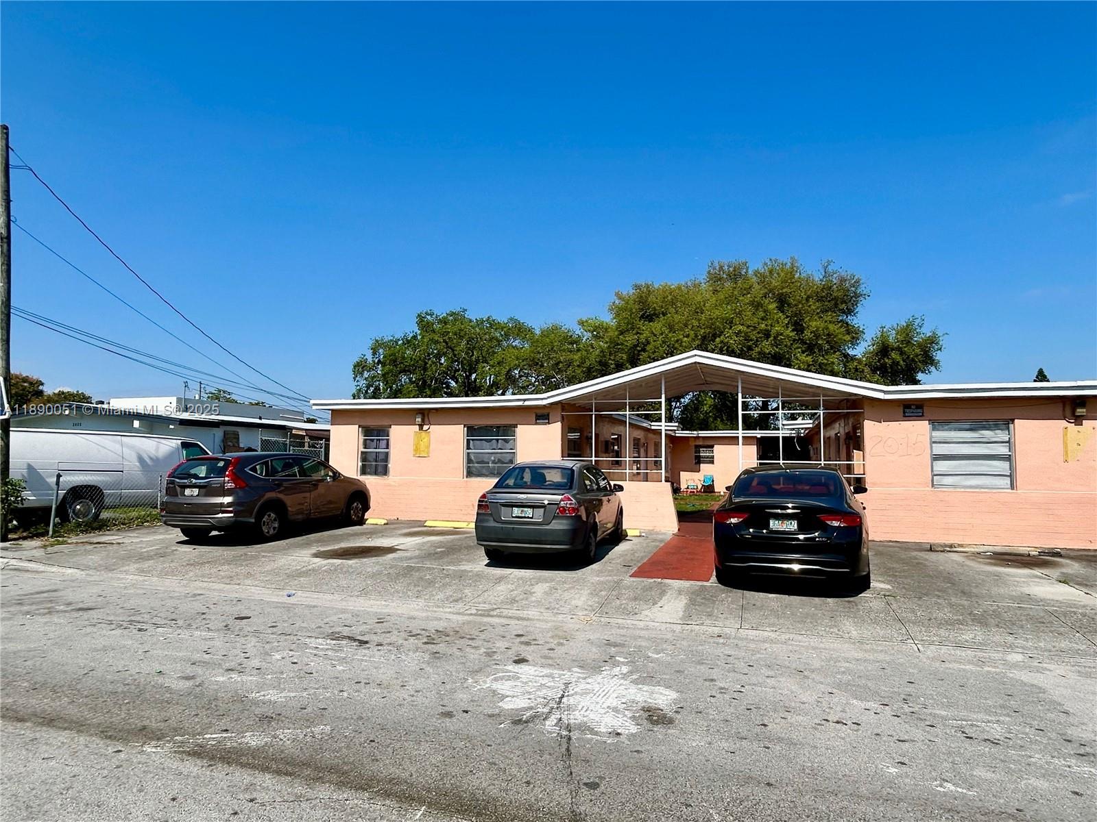 View photos, virtual tours, details... 2013 Washington Ave