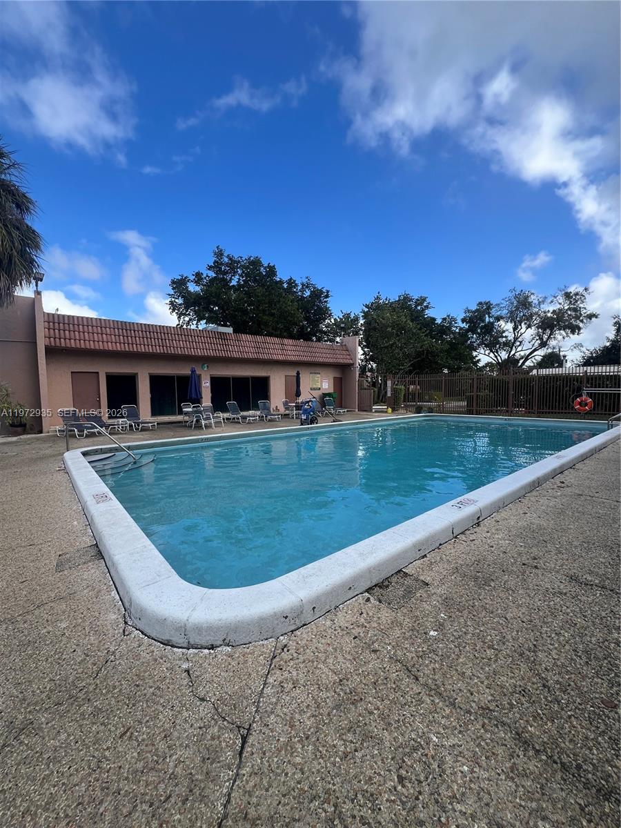 VALENCIA VILLAGE CONDO PH - Residential Lease