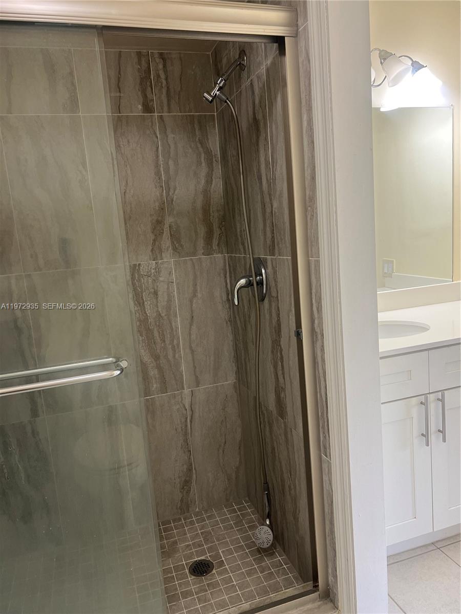 VALENCIA VILLAGE CONDO PH - Residential Lease