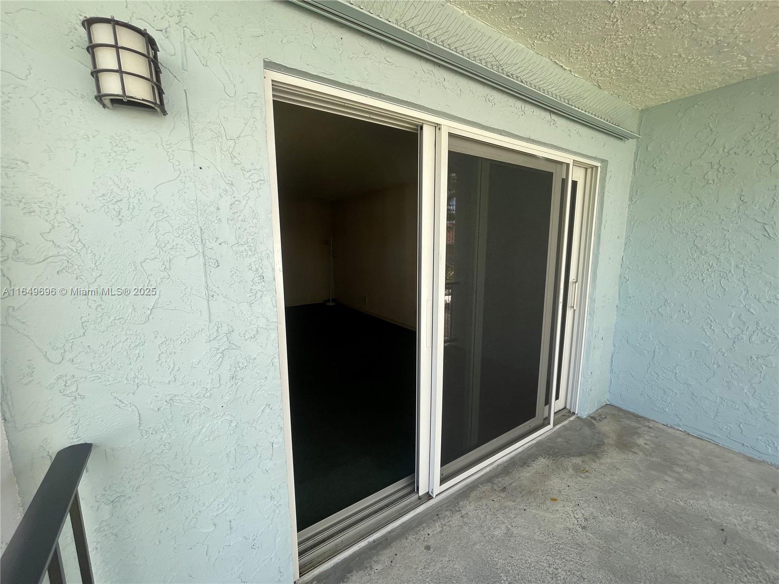 RIVER MANOR CONDO - Residential