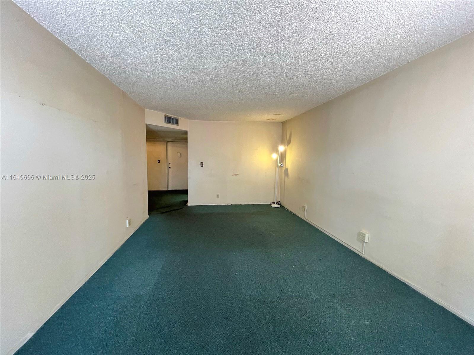RIVER MANOR CONDO - Residential