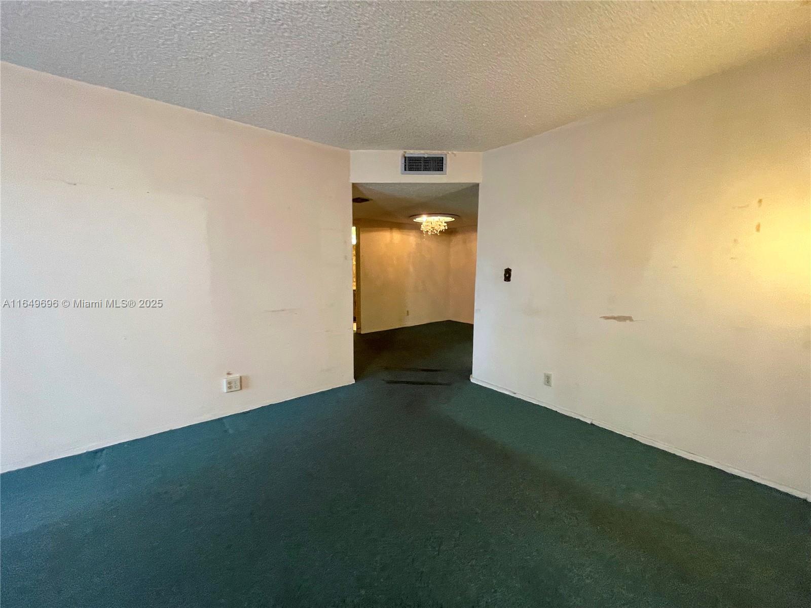 RIVER MANOR CONDO - Residential