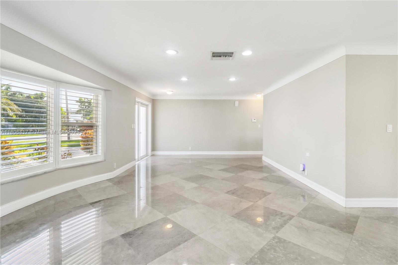 HARBOR VILLAGE SEC F - Residential