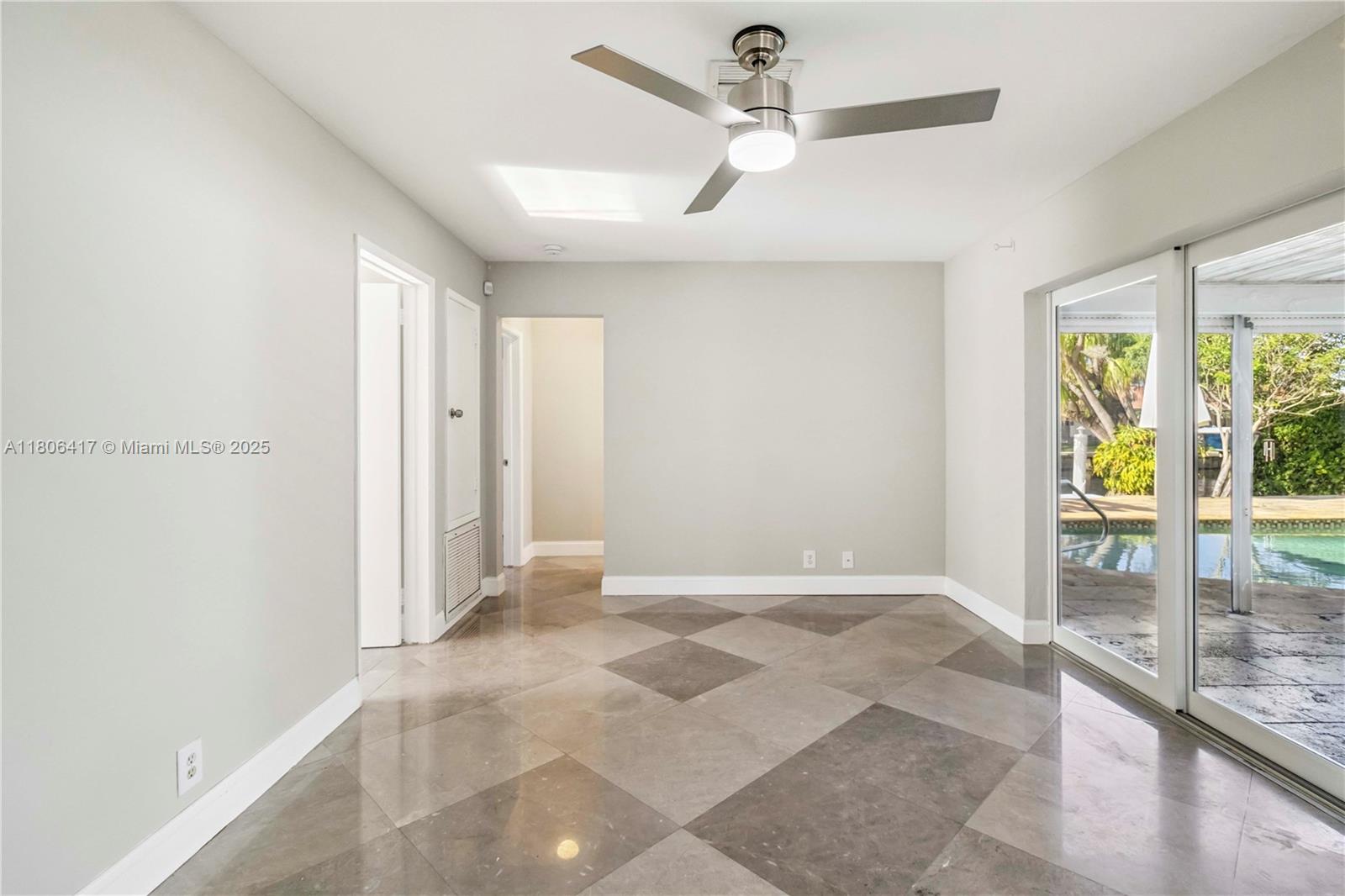 HARBOR VILLAGE SEC F - Residential