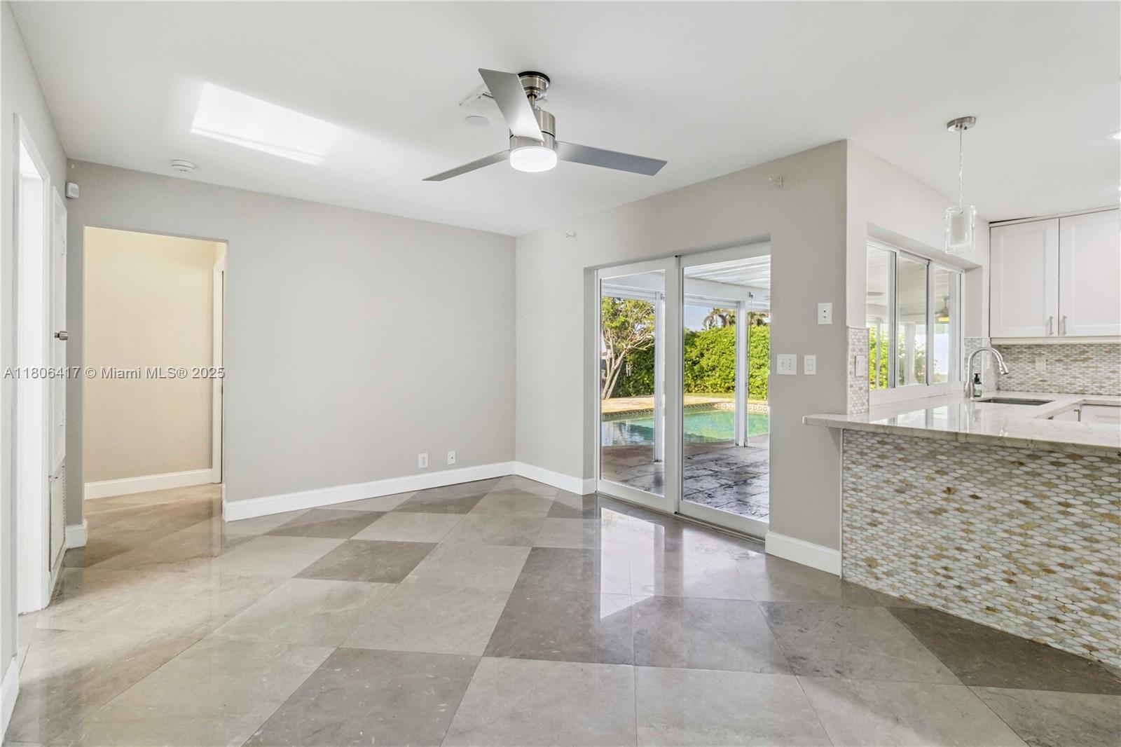 HARBOR VILLAGE SEC F - Residential
