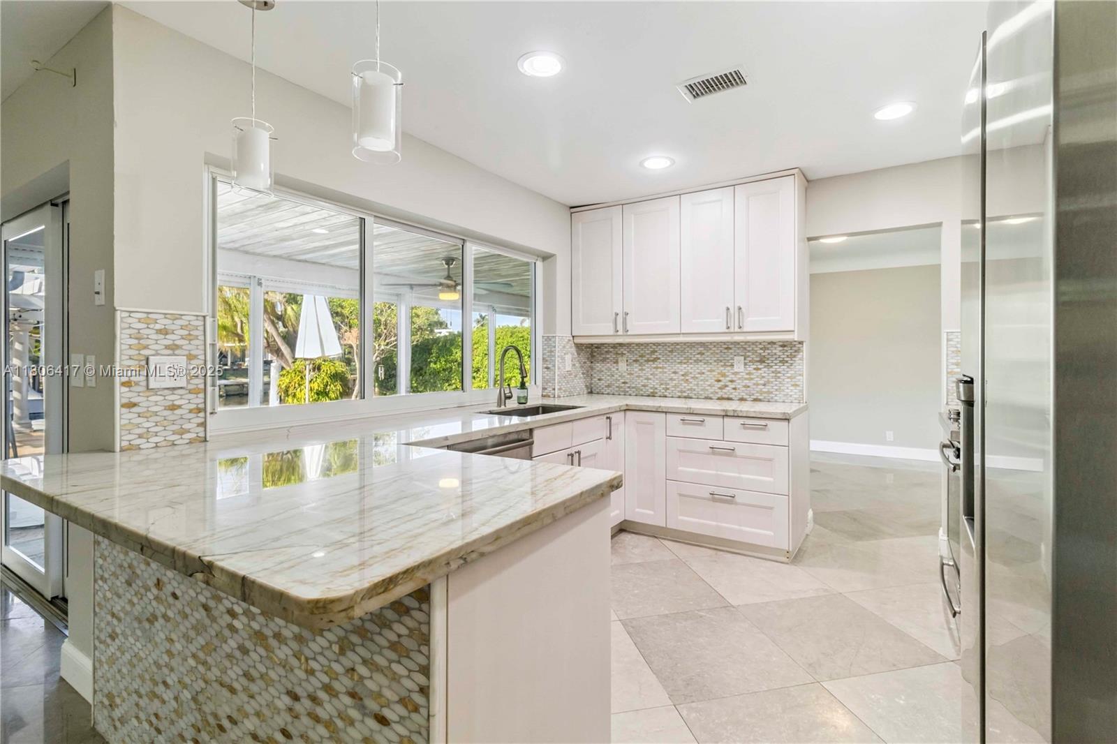 HARBOR VILLAGE SEC F - Residential