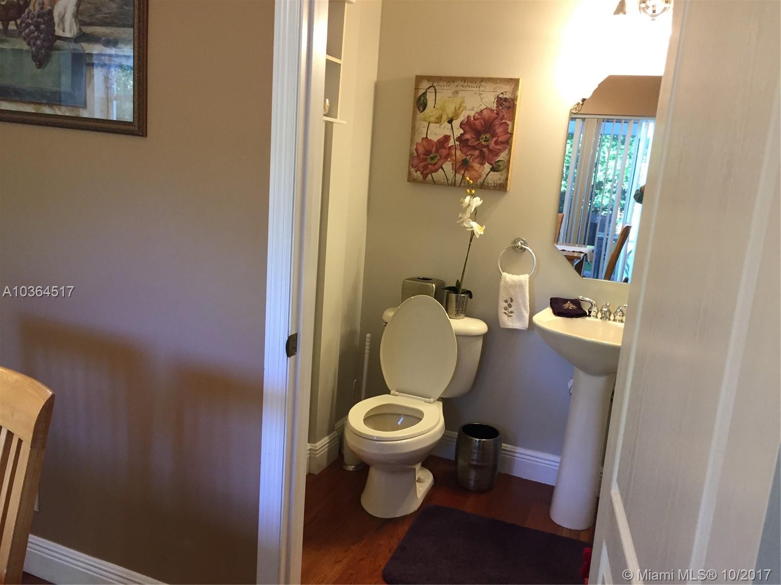 LAKEVIEW WEST - Residential Lease