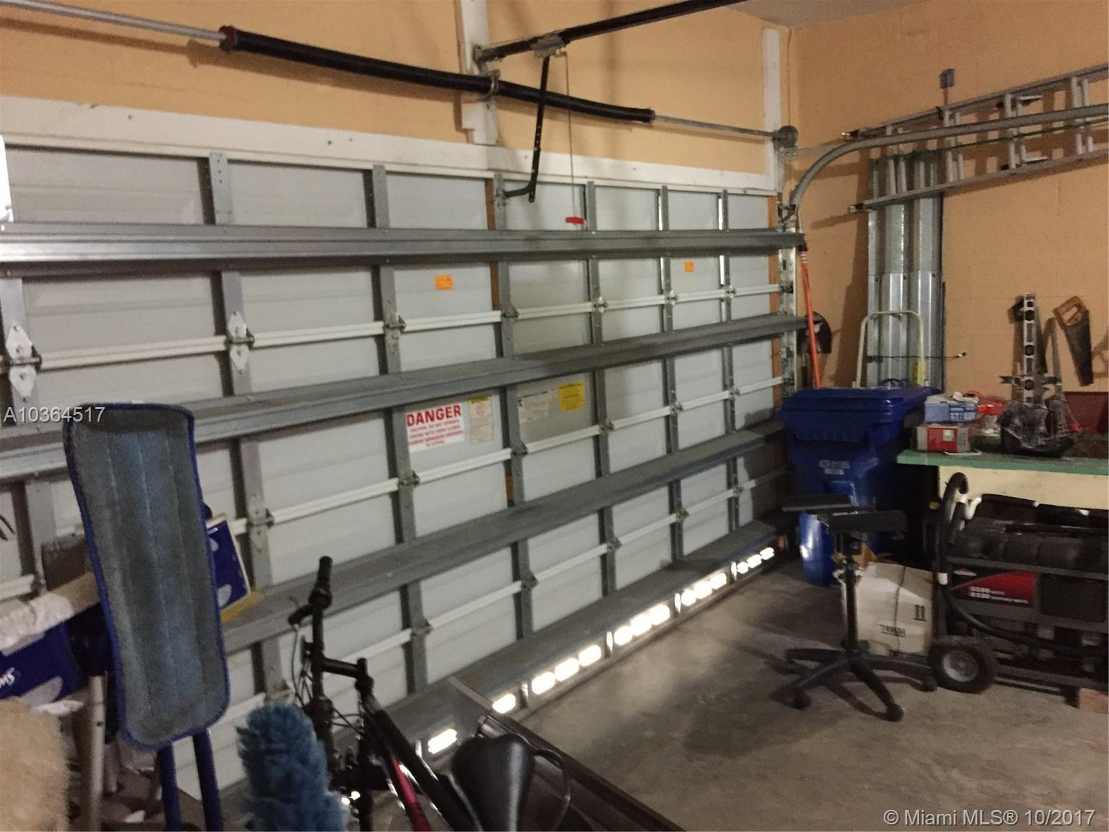 LAKEVIEW WEST - Residential Lease