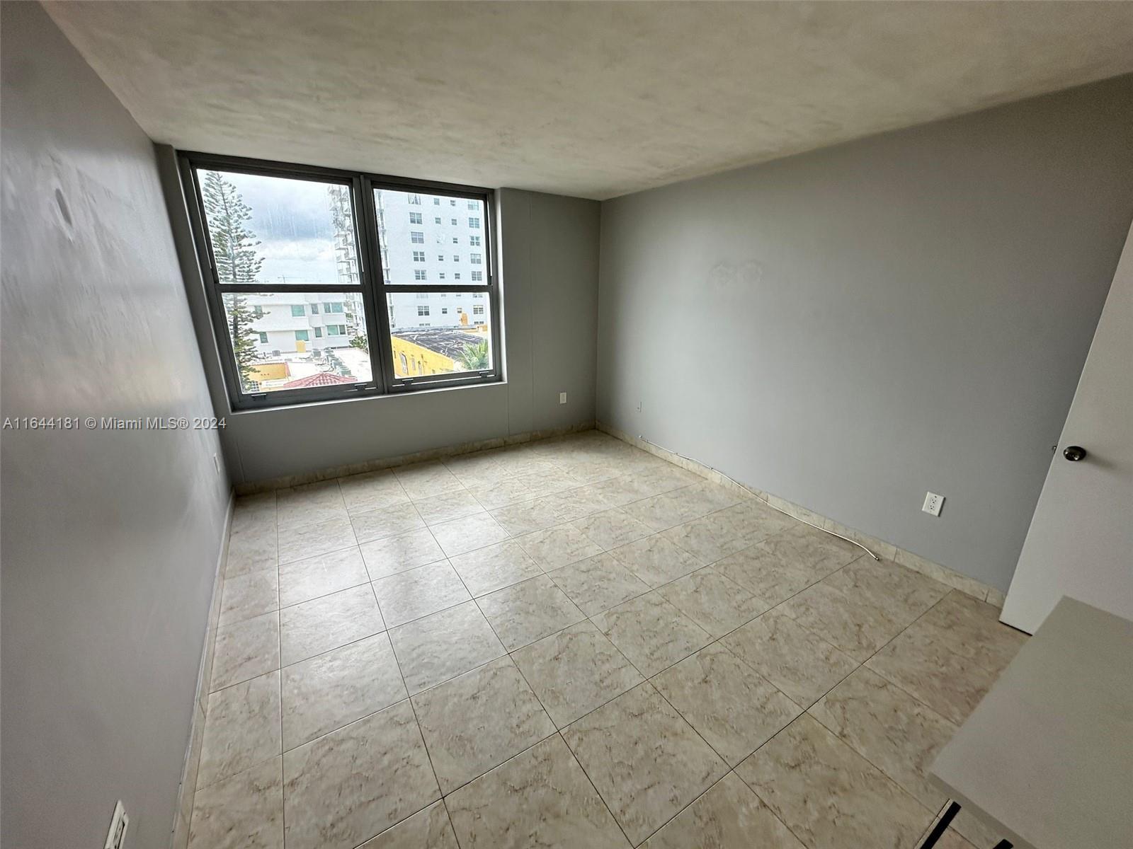 TRITON TOWER CONDO - Residential Lease
