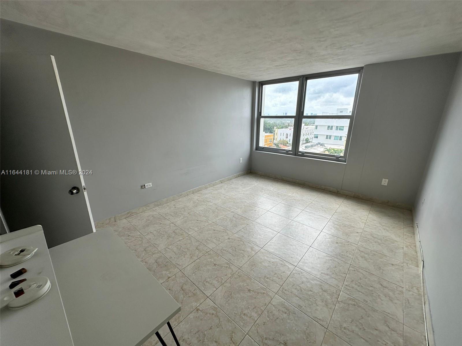 TRITON TOWER CONDO - Residential Lease