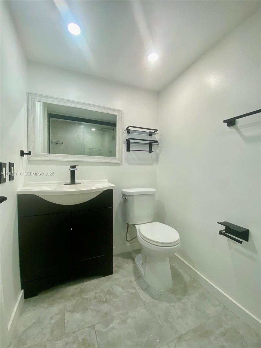 WESTVIEW CONDOMINIUM NO O - Residential