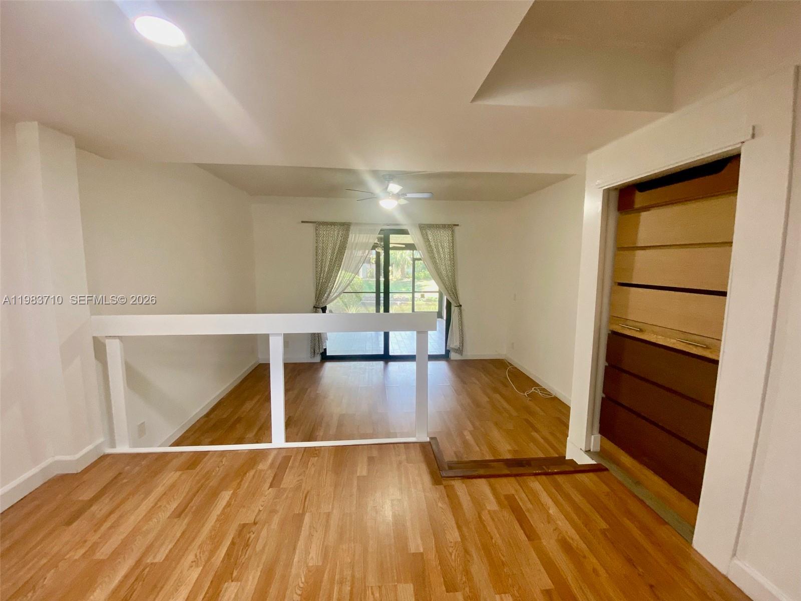 WESTVIEW CONDOMINIUM NO O - Residential