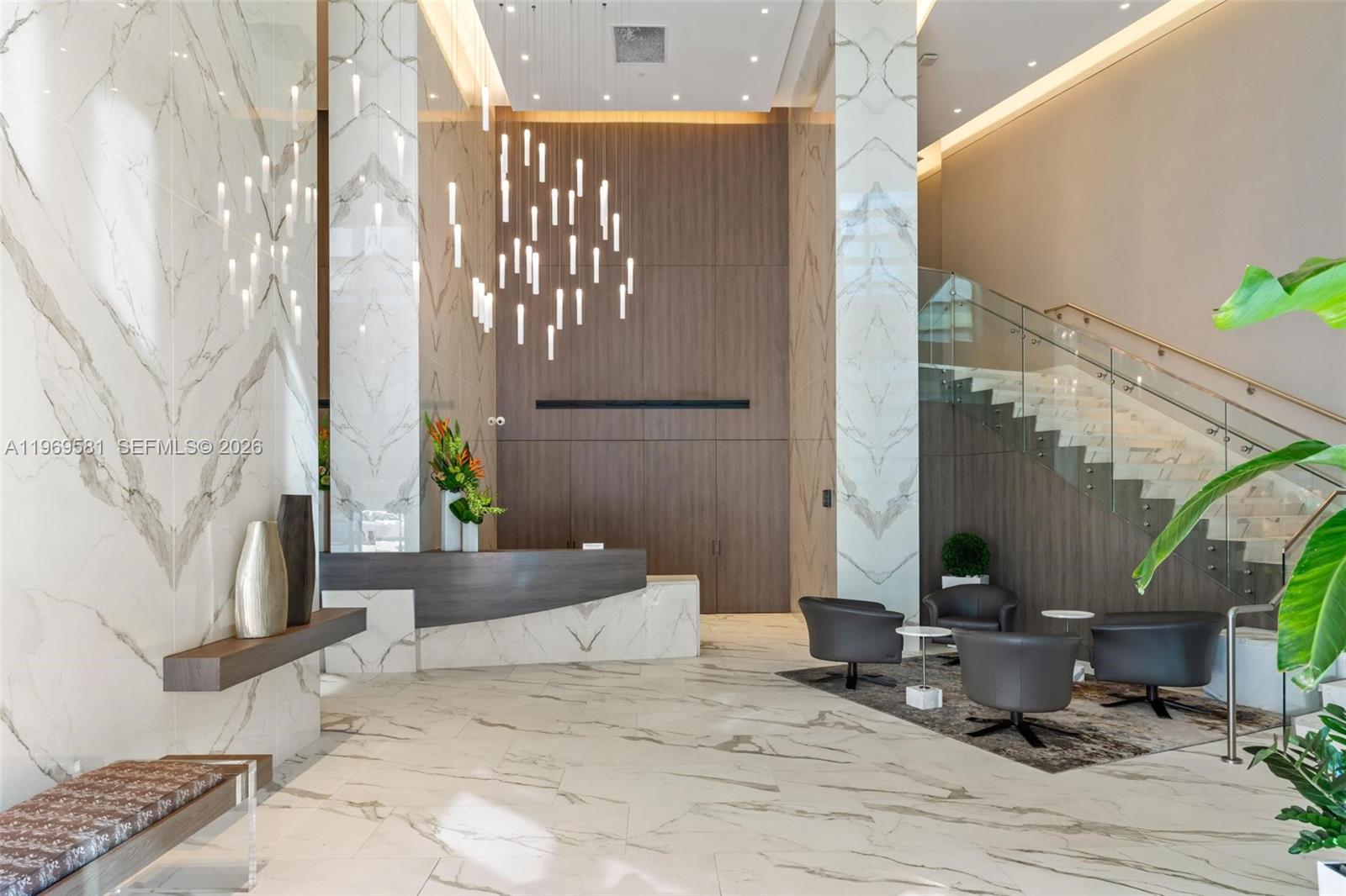 Diplomat Residences - Residential