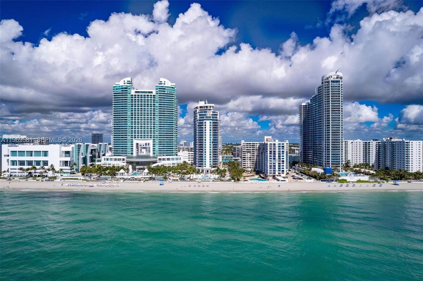 Diplomat Residences - Residential