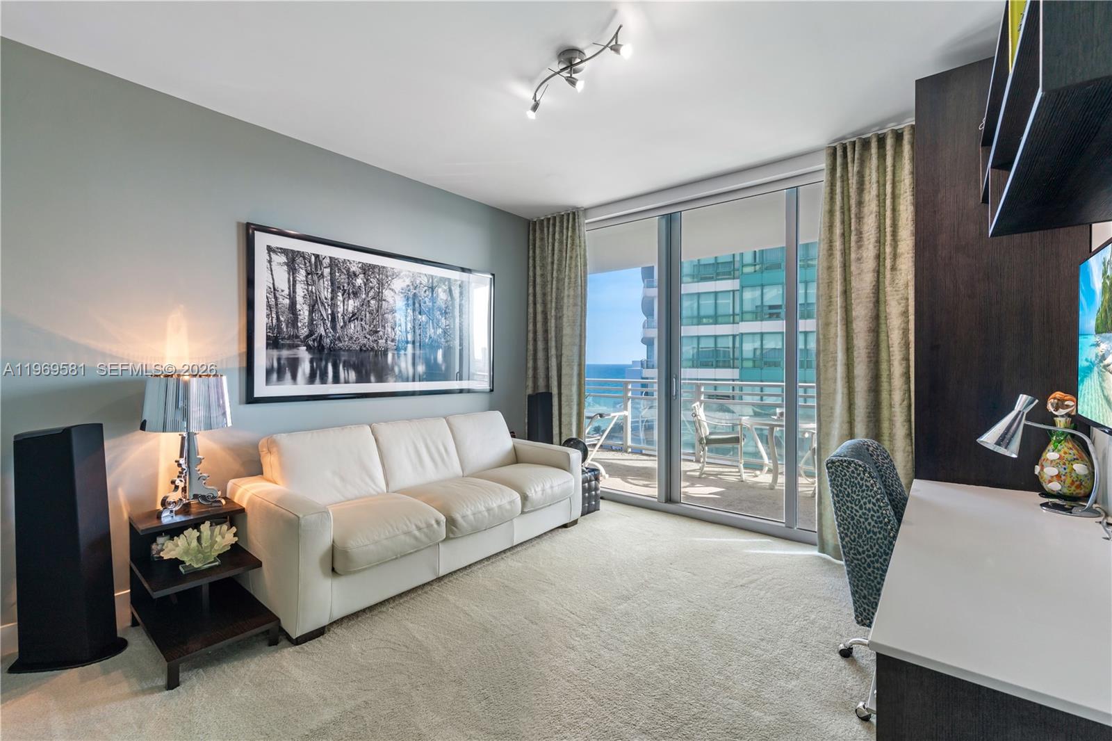 Diplomat Residences - Residential