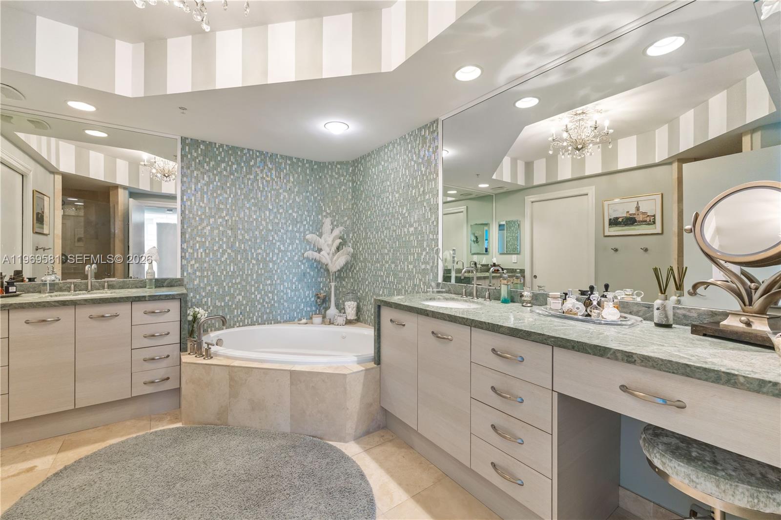 Diplomat Residences - Residential