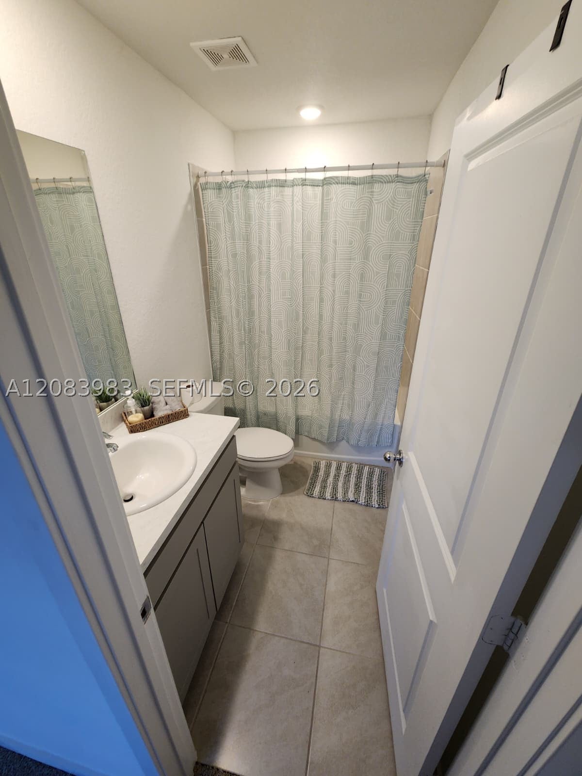 326 NE 1st Dr, Florida City, FL, 33034/$389,900 2 326 NE 1st Dr