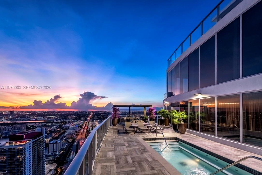 4010 SOUTH OCEAN CONDO HO - Residential