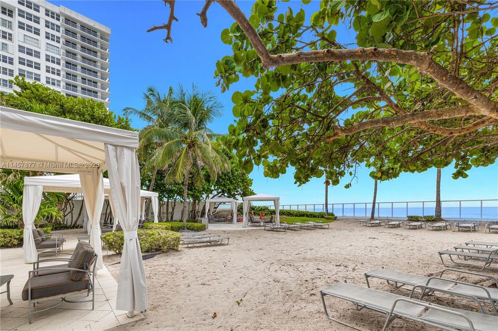 Photo of 3001 S Ocean Dr #529, Hollywood, FL 33019 (MLS # A11457877)